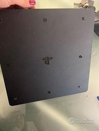 Play station 4 slim