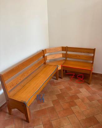 Panca angolare in legno