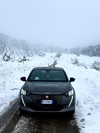 Peugeot 208 GT, TURNODIESEL, 100 cv 1500 cilindrat