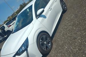PEUGEOT 208 1.5 DIESEL 2021
