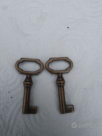 2 Chiavi nuove stile antico per mobili