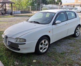 Alfa romeo 147