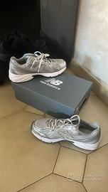New Balance 740 argentate