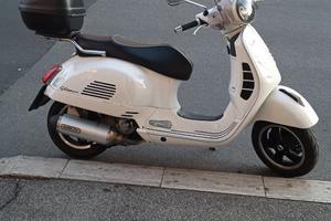 Piaggio Vespa 300 GTS - 2017