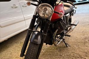 Moto Guzzi V7 II 2016 750cc