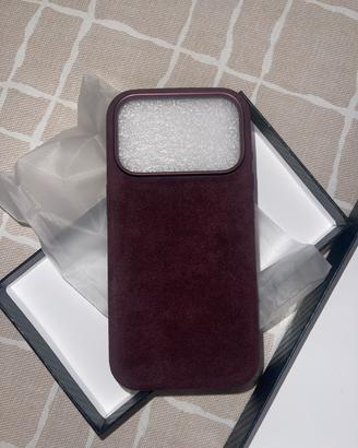 Cover alcantara iphone 18 pro burgundy