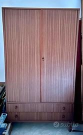 Armadio in legno