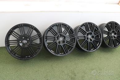 Cerchi in lega Toyota Rav4 Vellfire Alphard Avalon