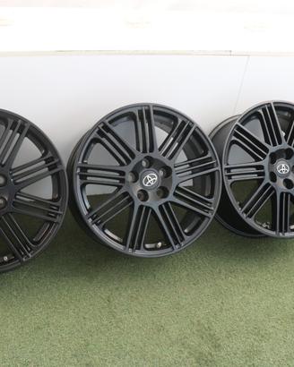 Cerchi in lega Toyota Rav4 Vellfire Alphard Avalon
