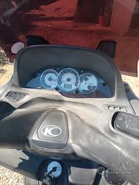 Scooter pari al nuovo