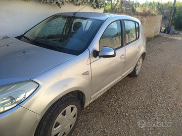 Dacia Sandero GPL 2009