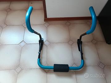 attrezzo per addominali 