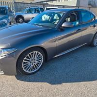 Alfa Romeo Giulia 2.2 Turbodiesel 150 CV AT8 Super