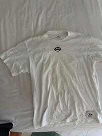 T-shirt Nike