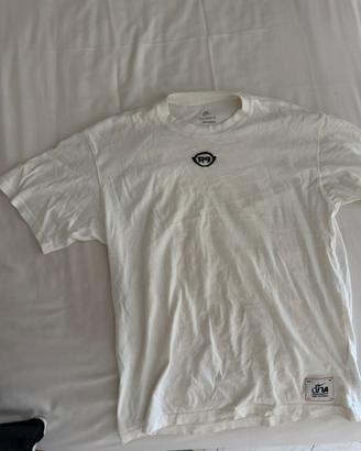 T-shirt Nike