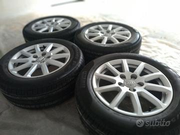 Cerchi Originali Audi 16" a 10 razze con gomme dat