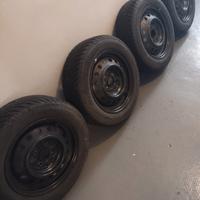    Cerchi e gomme   yaris