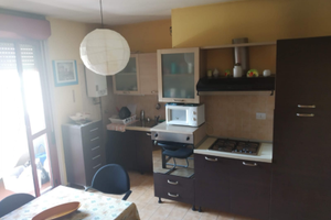 Affiitasi stanza arredata servitissima ENI/MM3