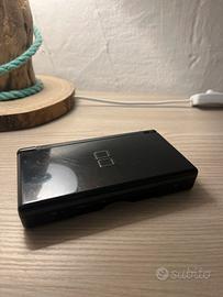 Nintendo DS lite