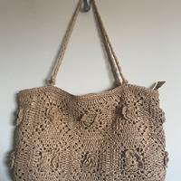 Borsa a spalla in paglia