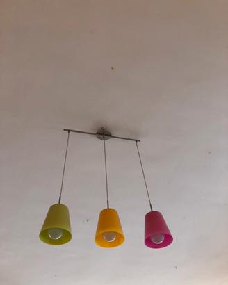 Lampada a sospensione con tre luci