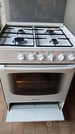 Cucina 4 fuochi con forno elettrico ELETROZETTA