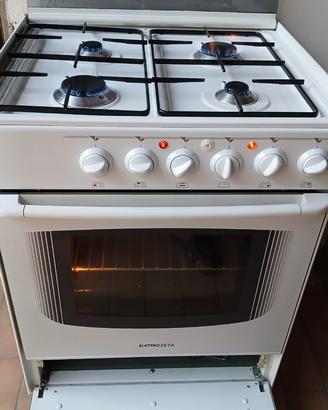 Cucina 4 fuochi con forno elettrico ELETROZETTA