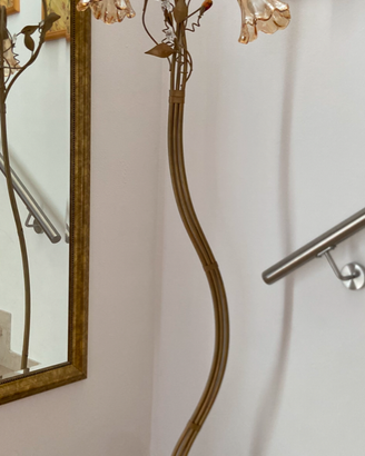 lampadario e lampada da terra coordinati