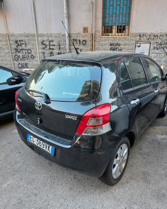 TOYOTA Yaris 1.4 D-4D DPF 5 porte M-MT Sol