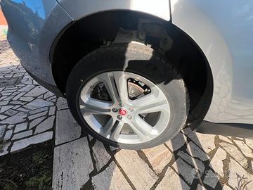 4 cerchi da 20" Jaguar F-Pace + gomme semi-nuove