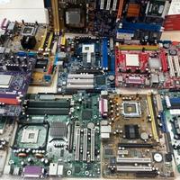 vari componenti informatici hold gen e new gen