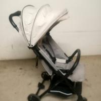 passeggino quid ultra leggero 