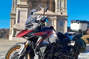 Moto turismo