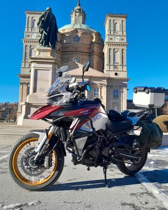 Moto turismo