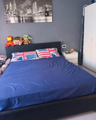 Letto matrimoniale con contenitore 