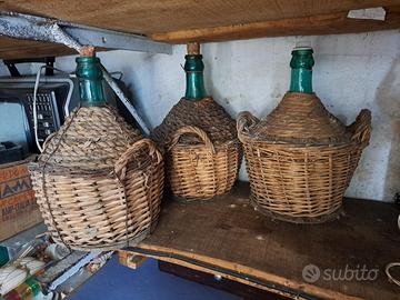 Piccole damigiane vintage