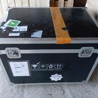 BAULE CUSTODIA ANTI-URTO PER ATTREZZATURE