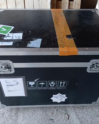 BAULE CUSTODIA ANTI-URTO PER ATTREZZATURE