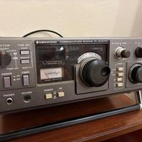 Kenwood R-1000 (ricevitore HF vintage)