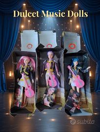 1 bambola musicale huntrix nuova Zoey o Mira disp.