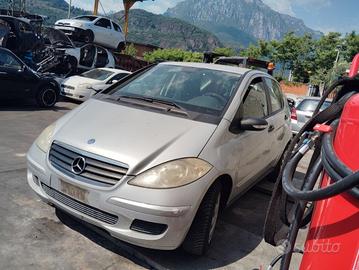 MERCEDES CLASSE A 2.0 TD 2005 640940  PER RICAMBI