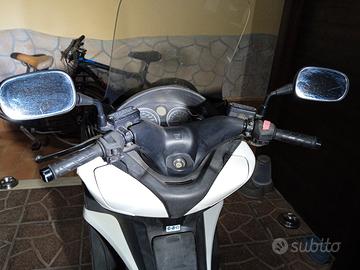 scooter Honda Silver Wing 400