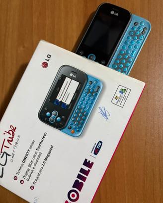 Lg tribe con tastiera