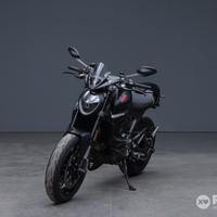 DUCATI Monster 937