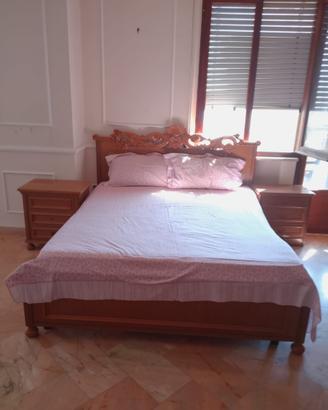 stanza da letto armadio con comodini