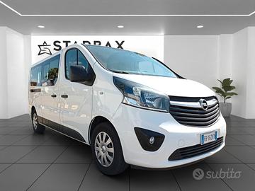 Vivaro 29 1.6 Combi LUNGO 9 POSTI bus