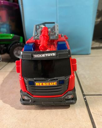 Camion dei pompieri e sirena