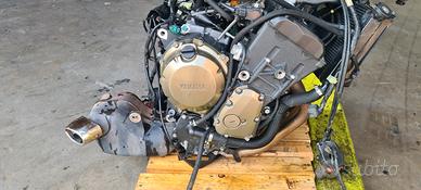 motore Yamaha xj6 2011