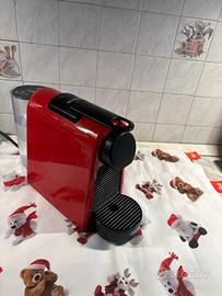 NESPRESSO ESSENZA MINI DELONGHI