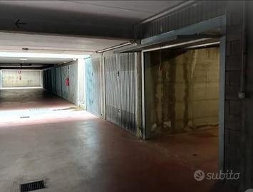 Garage 25mq Lazise
